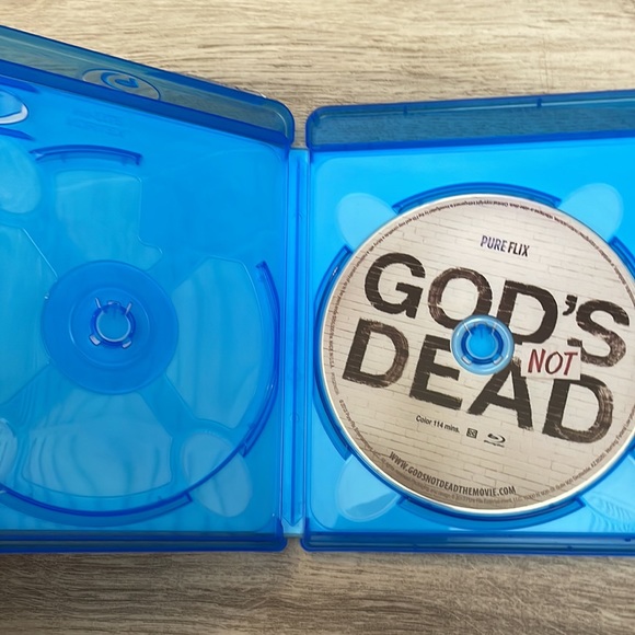 God's Not Dead 2014 Movie Blu-Ray Adventure Comedy Drama PG 1h 53m - Picture 4 of 5